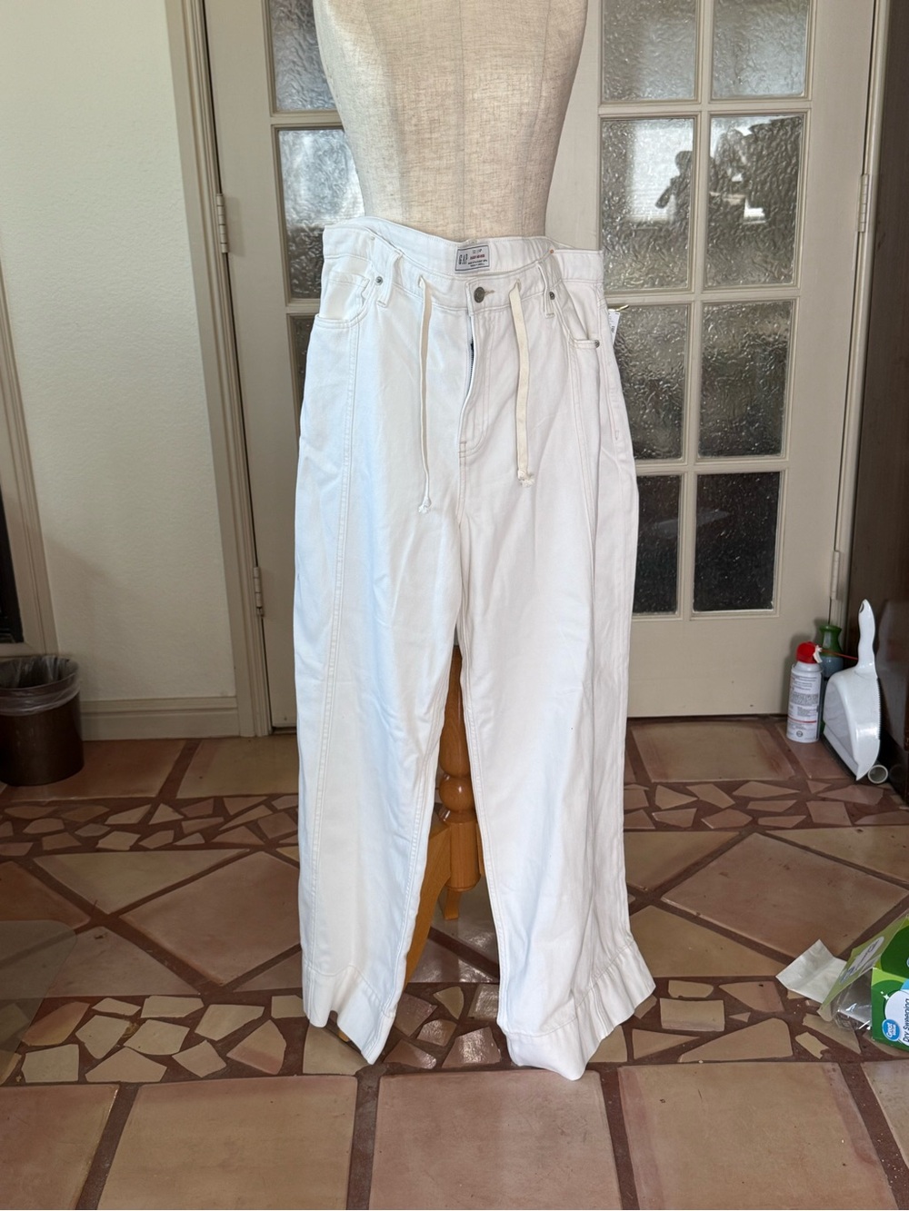 GAP White High-Rise Relaxed Wide Women’s Jeans